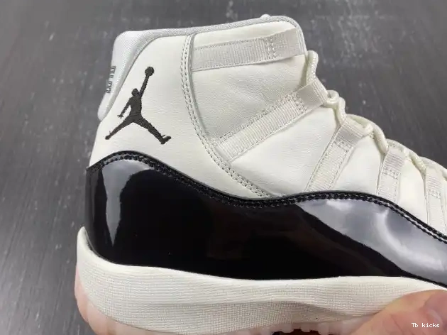 Reps TBK 11 AR0715-101 Jordan Air Neapolitan WMNS 0528